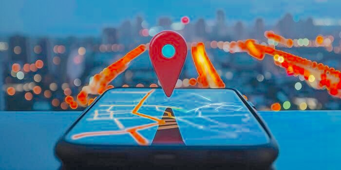 GPS tracking app interface showing real‑time phone location on a map